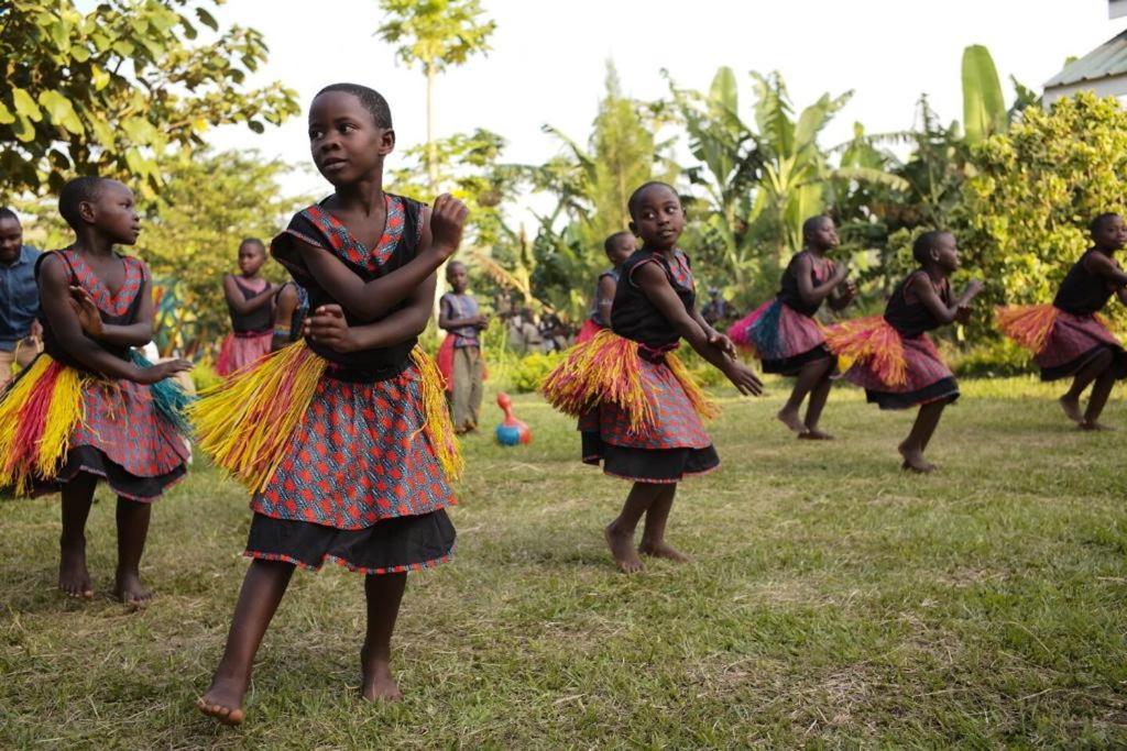 Mwamba Kelele Lodge Fort Portal المظهر الخارجي الصورة